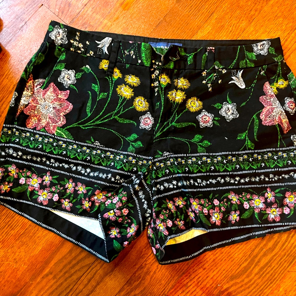 I am selling jean shorts with many colors